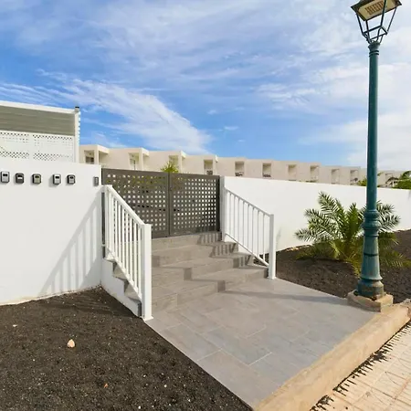 Escape Senator And Delfin Senator Pool And Wifi * Costa Teguise