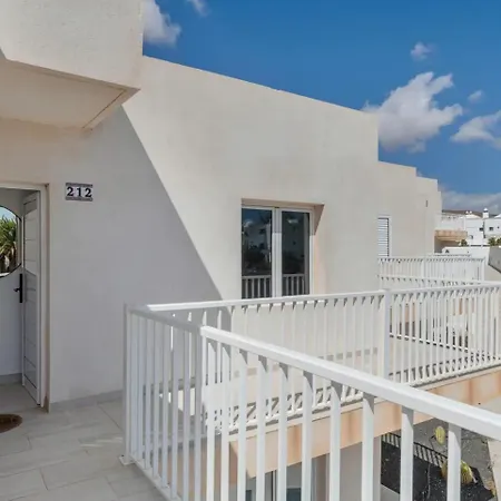 Escape Senator And Delfin Senator Pool And Wifi * Costa Teguise
